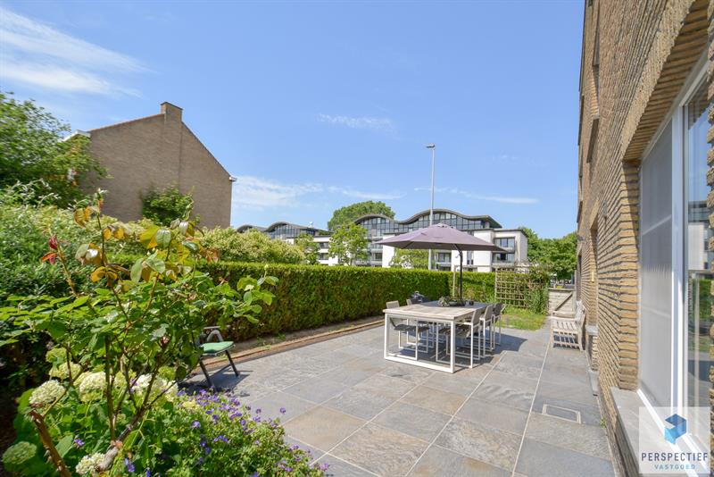 Groot gelijkvloers hoekappartement (136 m²) met 3 slaapkamers, tuin en 2 terrassen - 2