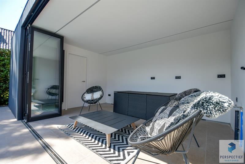 Ruime (254m²) instapklare gezinswoning met 4 slaapkamers, zwembad en poolhouse - 7