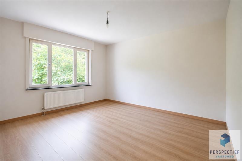 RUIME LICHTRIJKE WONING met 3 SLPKS, GARAGE en grote TUIN - 17