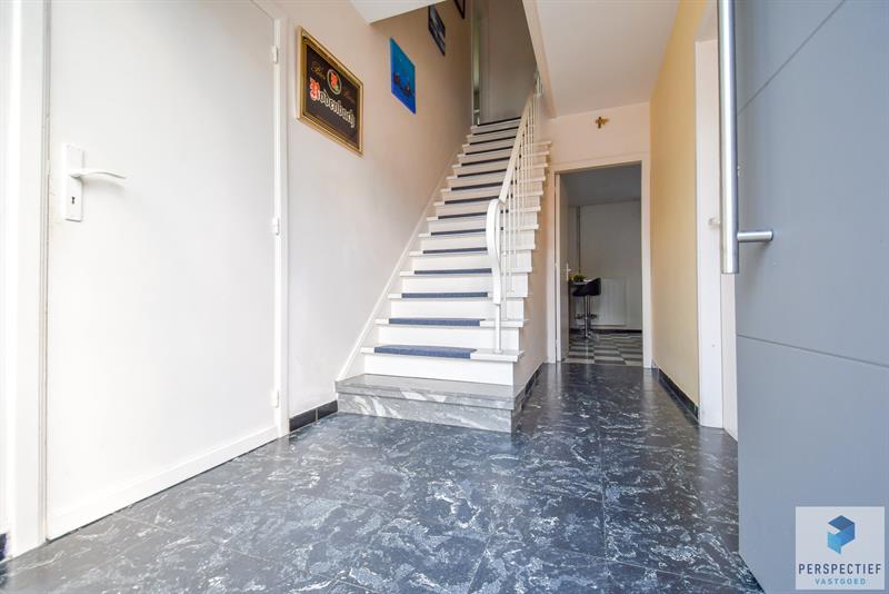 RUIME LICHTRIJKE WONING met 3 SLPKS, GARAGE en grote TUIN - 9