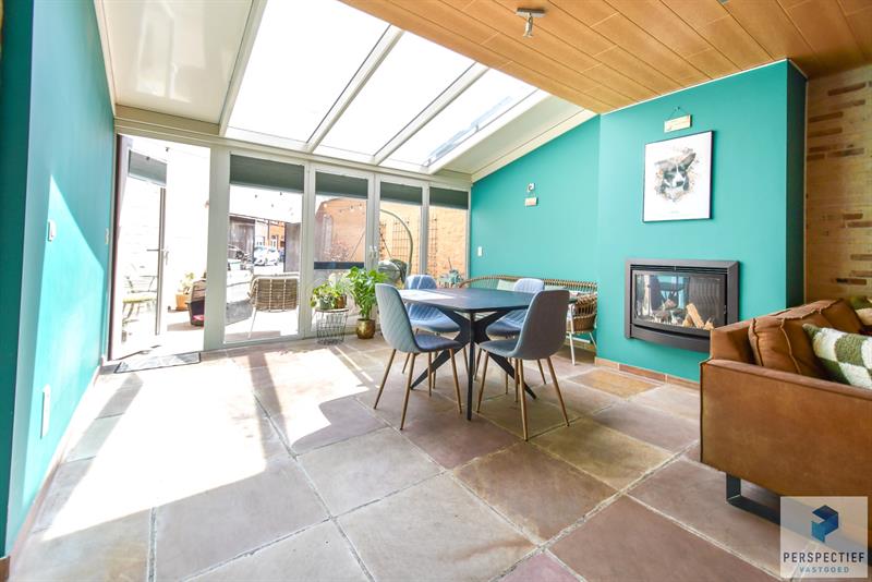 Mooie ruime instapklare woning met grote stadskoer - 6