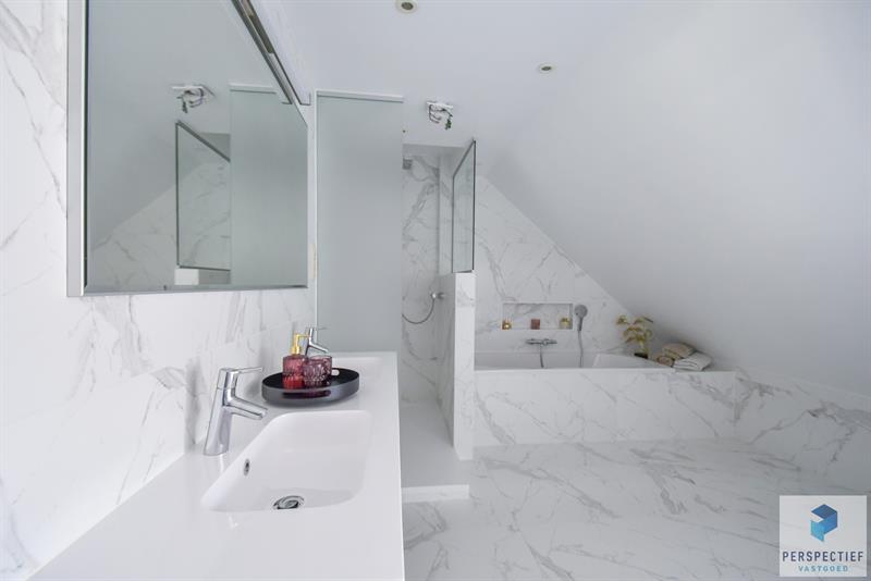 Ruime (254m²) instapklare gezinswoning met 4 slaapkamers, zwembad en poolhouse - 22