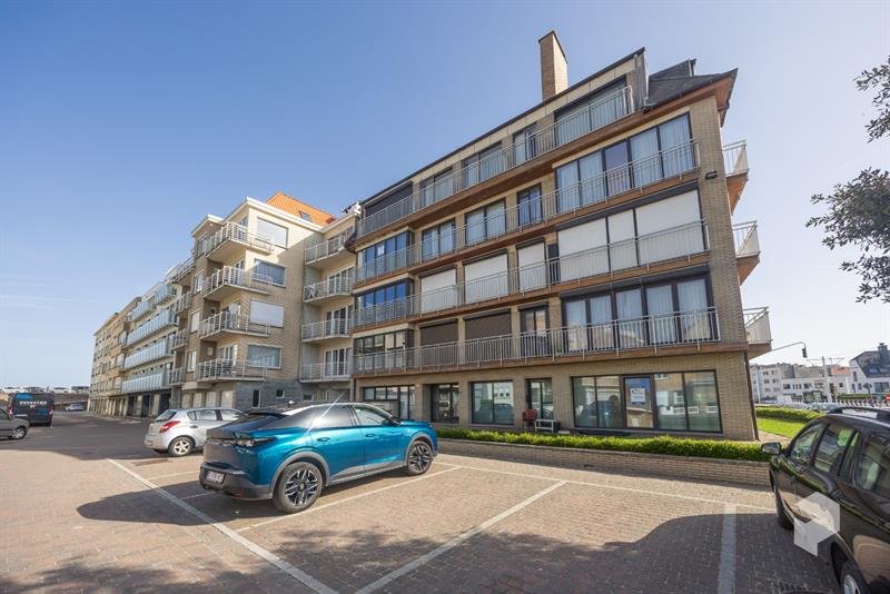 Goed gelegen ruim vernieuwd 2 slaapkamer appartement met terras en grote berging. - 28