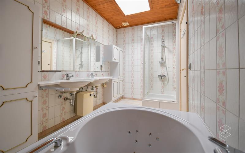 Centraal gelegen gelijkvloerse woning met royale tuin op 1636m² - 13