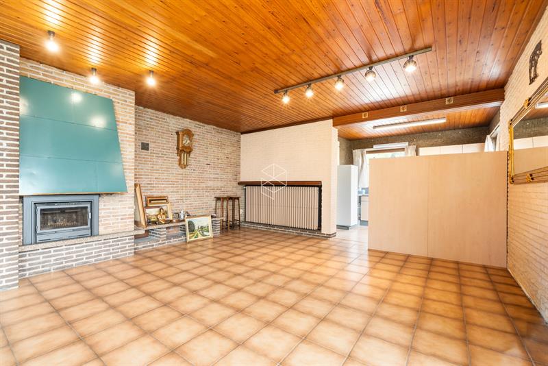 Centraal gelegen gelijkvloerse woning met royale tuin op 1656m² - 10