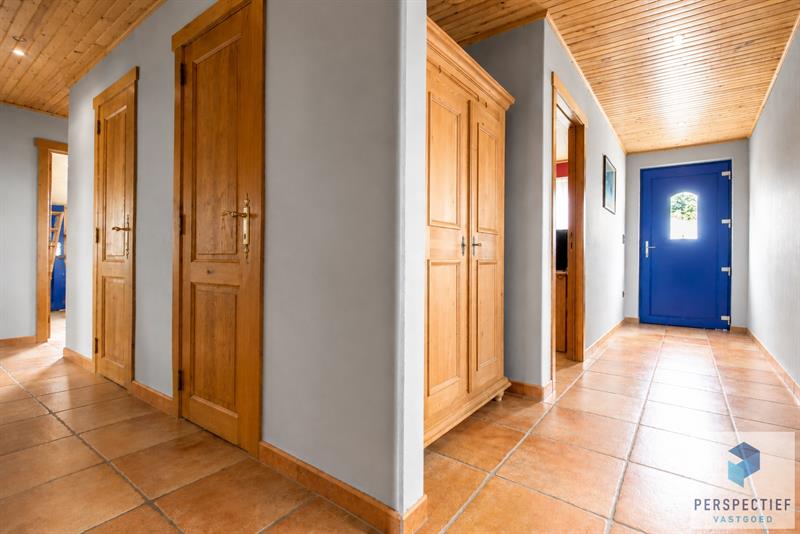 UITSTEKEND GELEGEN WONING (BJ2006) met 3 SLPK en TUIN - 8