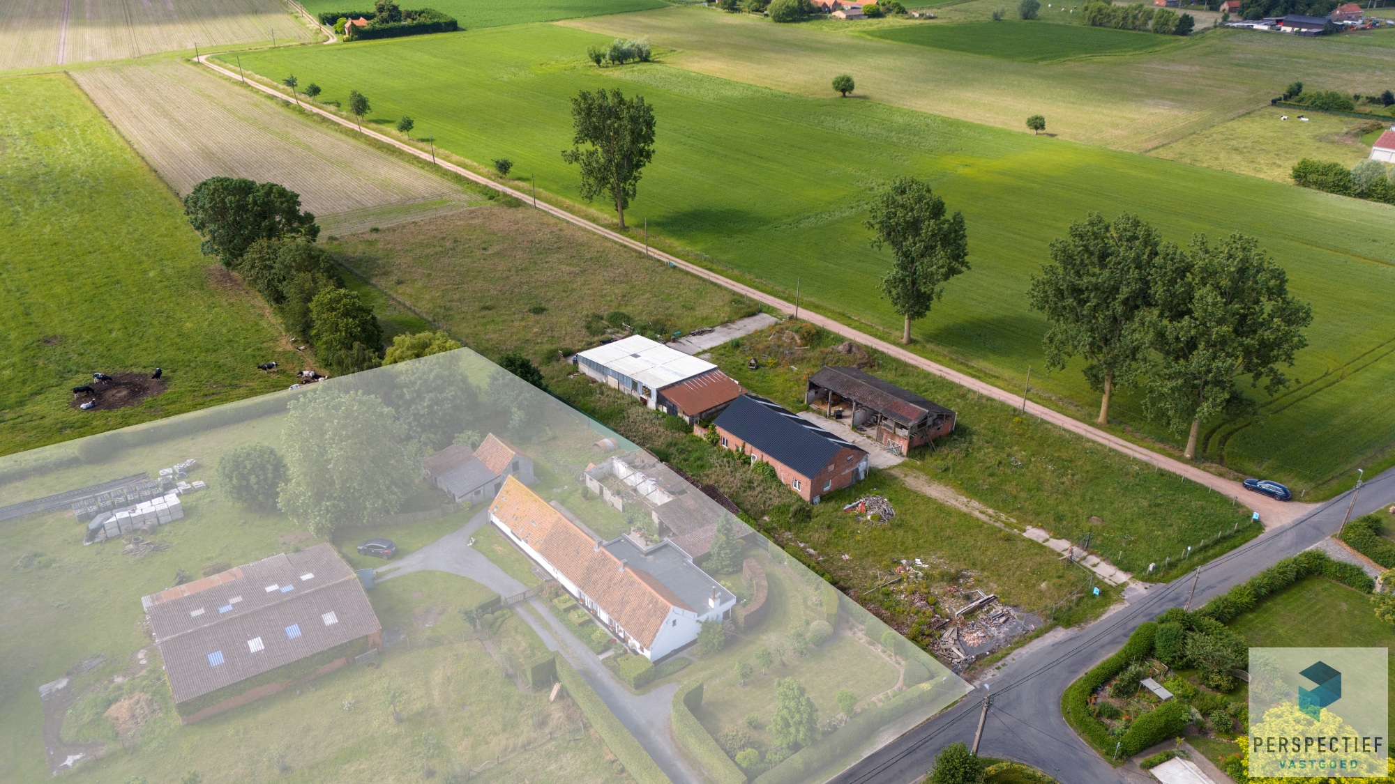 UITERST RUSTIG & LANDELIJK GELEGEN hoeve met WEILAND op ca. 6790 m²