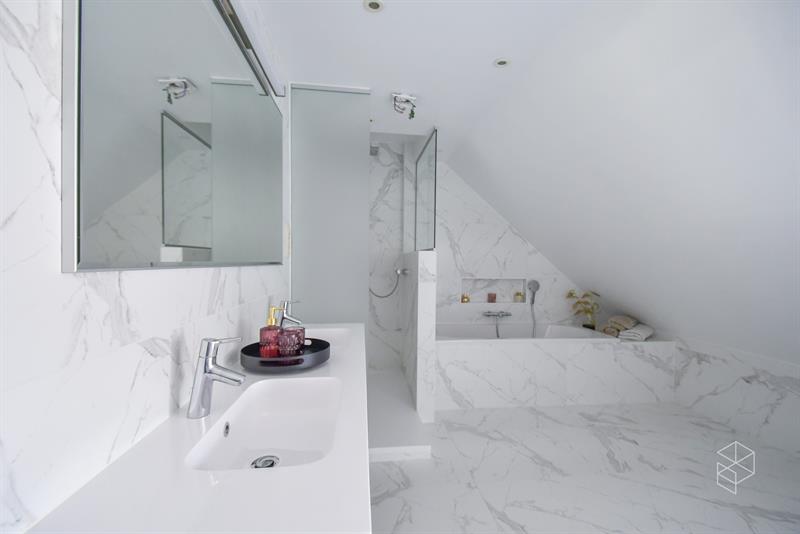 GROTE (254m²) instapklare gezinswoning met 4 slaapkamers, zwembad en poolhouse - 16