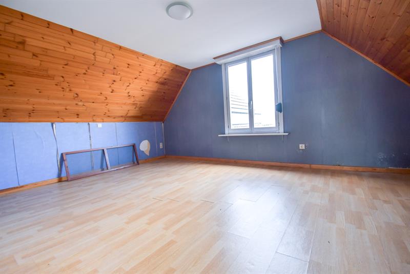 TE RENOVEREN / AF TE BREKEN WONING MET TUIN - 14