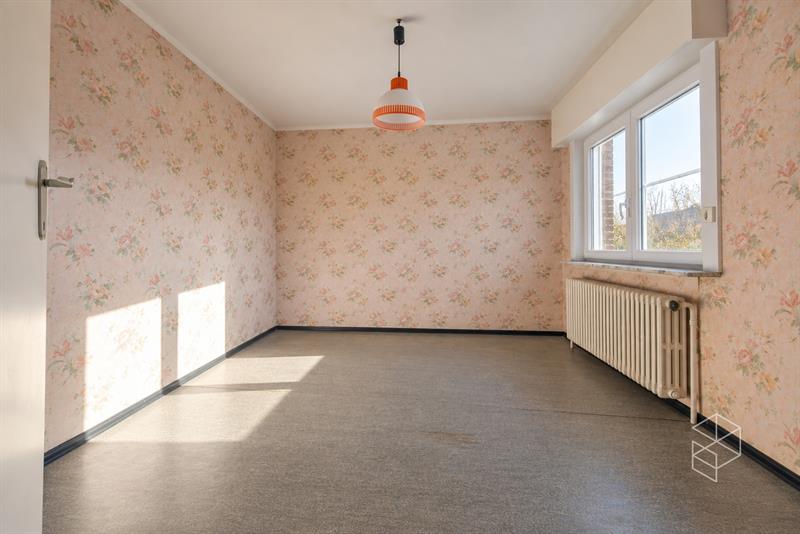 Te renoveren landelijk gelegen charmante woning te Hertsberge - 12