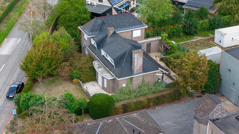 Te renoveren landelijk gelegen charmante woning te Hertsberge