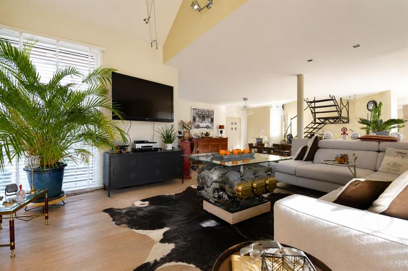 Ruime en karaktervolle woning op 926 m² centraal gelegen te Jabbeke