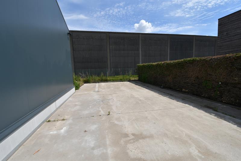 Loods (850m²) te koop in het industriepark SCHATTING te Zedelgem