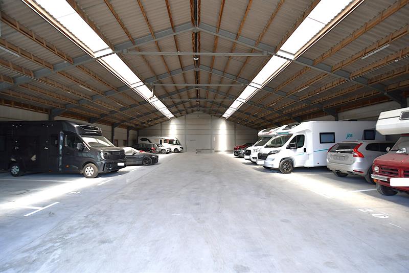 Loods (850m²) te koop in het industriepark SCHATTING te Zedelgem - 2