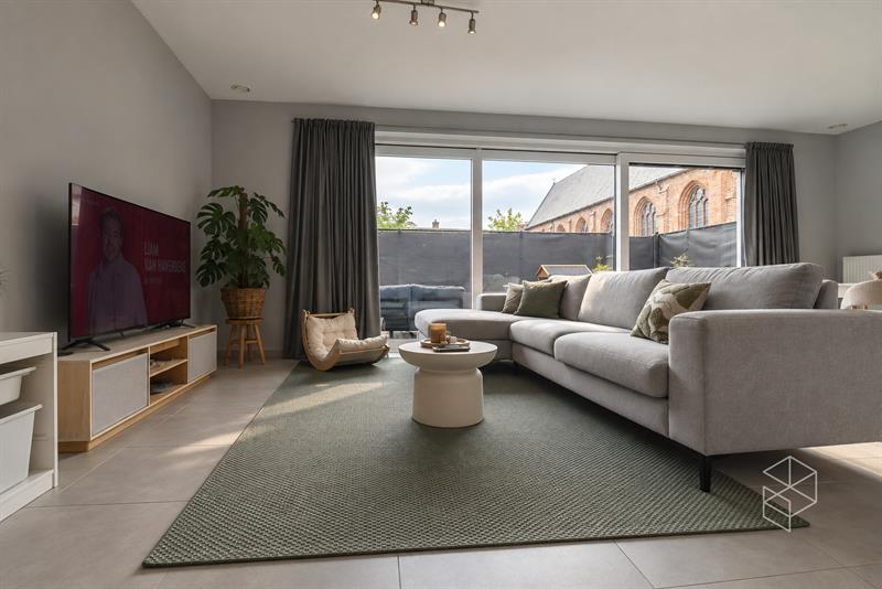 BEZOEKMOMENT VLOZET | RUIM LICHTRIJK GELIJKVLOERS APPARTEMENT MET 2 SLKPS EN GROOT TERRAS - 6