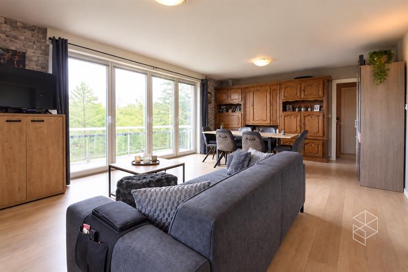 Lichtrijk hoekappartement met 2 slaapkamers en terras op topligging in Assebroek - 4