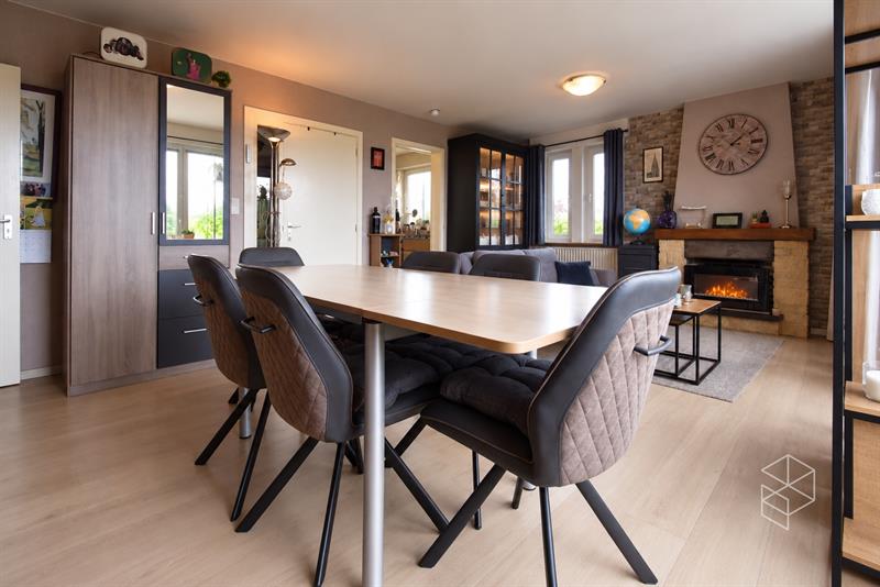 Lichtrijk hoekappartement met 2 slaapkamers en terras op topligging in Assebroek - 3