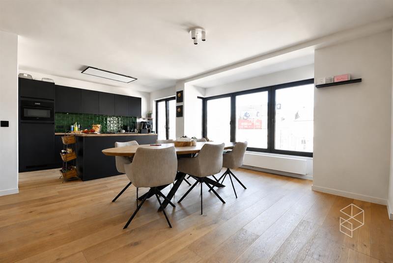 Groot appartement 128m² met 3 slaapkamers en GROOT terras - (A LABEL)