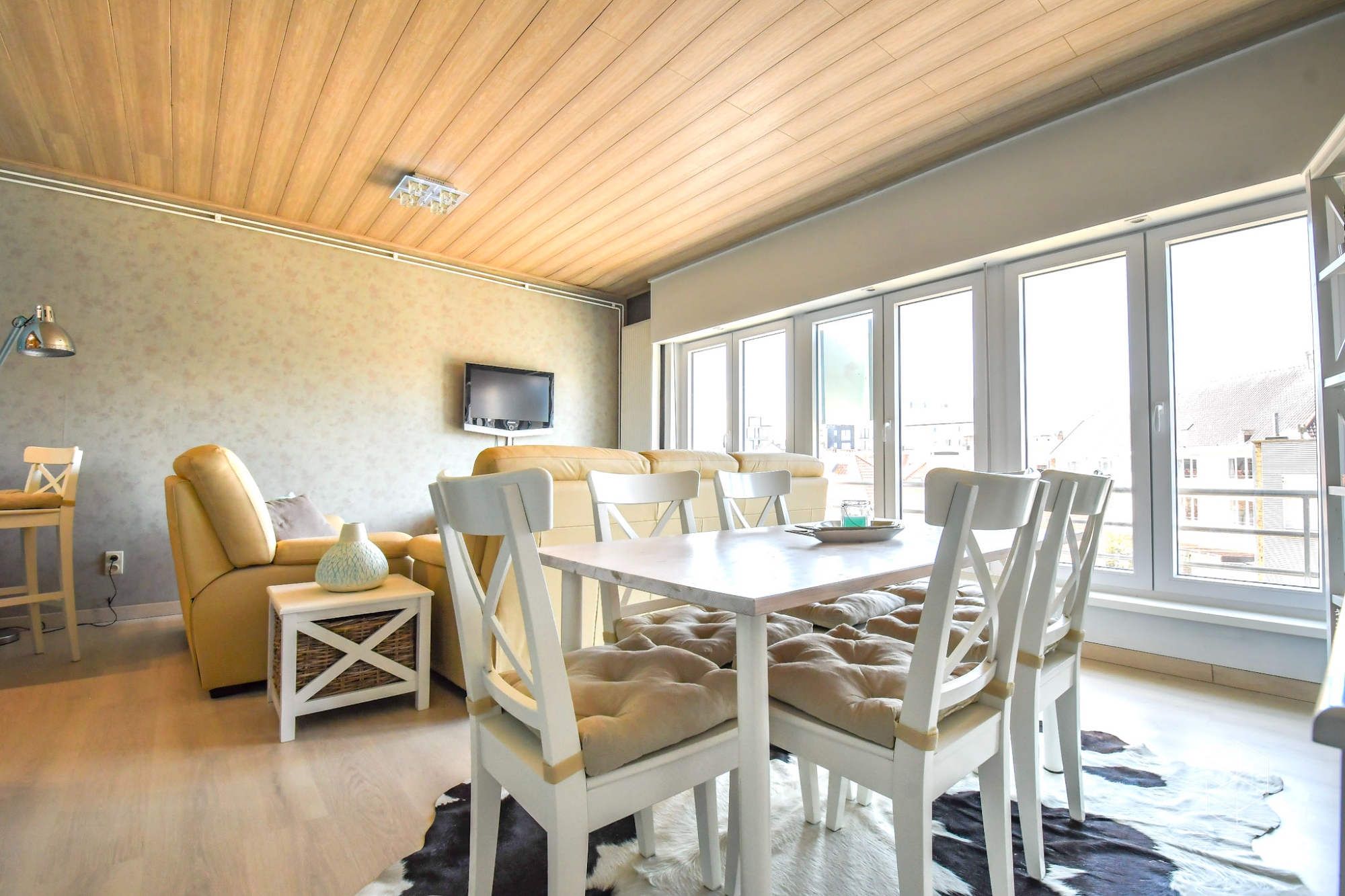 BEZOEKMOMENT ZATERDAG 03/10 VAN 13U TOT 14U30 | Ruim appartement op topligging nabij zee en duinen