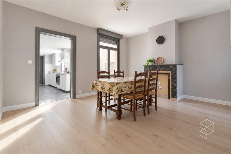 Ruime woning met 4 SLPKS en grote tuin - 8