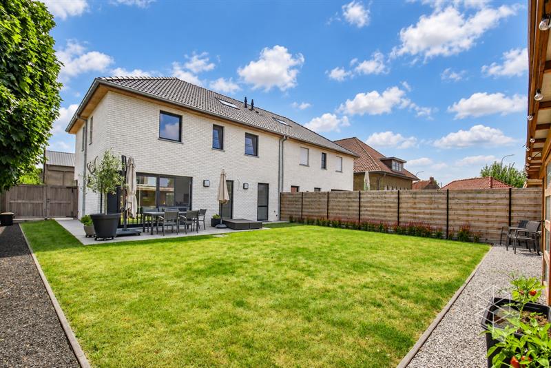 Recente (bj. 2023) royale woning met 4 SLPK (5 mogelijk) en grote tuin (EPC A) - 15