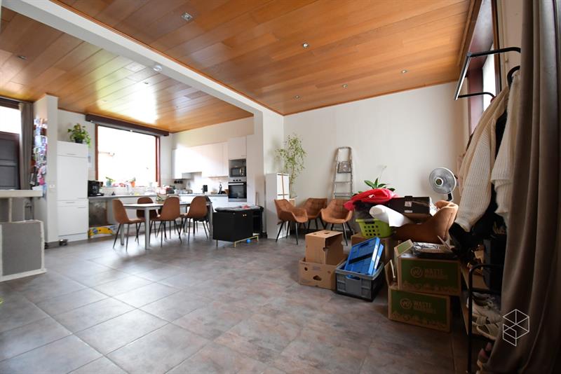 Goed onderhouden woning met 3 slpk, tuin oprit en bijgebouw - 5