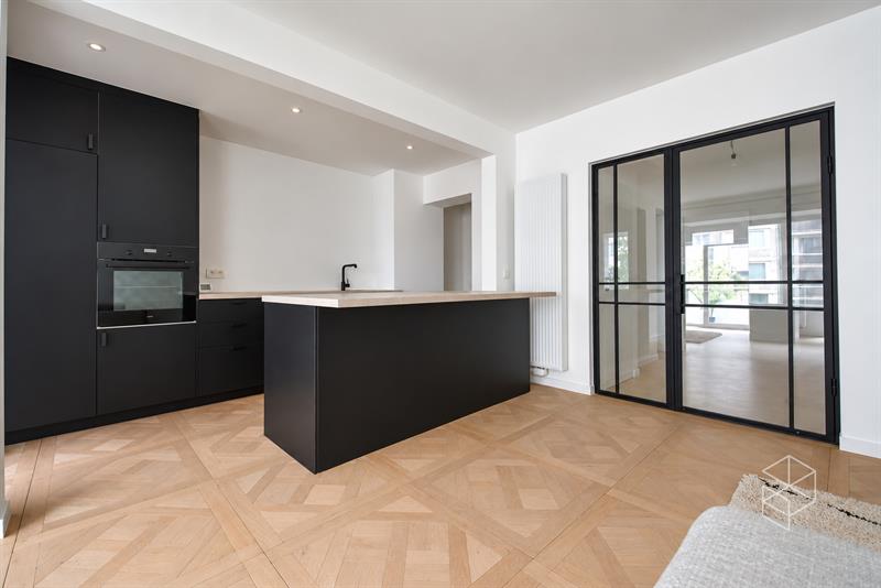 GERENOVEERD APPARTEMENT MET ZICHT OP het LEOPOLD PARK - 8
