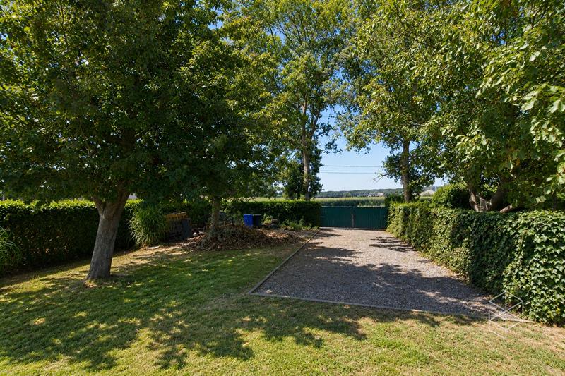 Landhuis met zwembad, bijgebouw en weide op 10 570 m² - 7