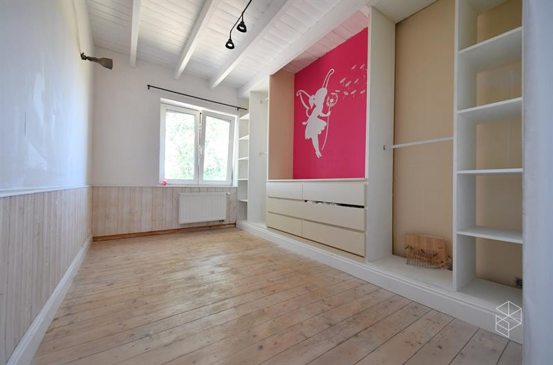 Landhuis met zwembad, bijgebouw en weide op 10 570 m² - 30