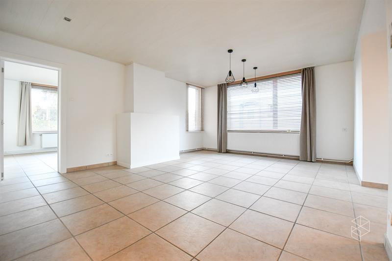 Ruim 2 slpk appartement met tuin met autostaanplaats - 7