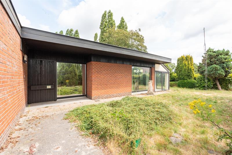 Centraal gelegen gelijkvloerse woning met royale tuin op 1636m² - 3