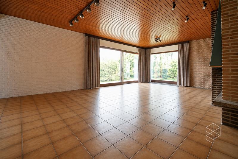 Centraal gelegen gelijkvloerse woning met royale tuin op 1636m² - 6