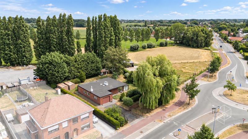 Centraal gelegen gelijkvloerse woning met royale tuin op 1636m² - 1